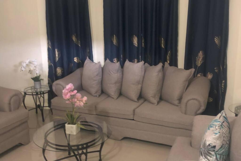 Gil- Manor Apartment Falmouth Ngoại thất bức ảnh