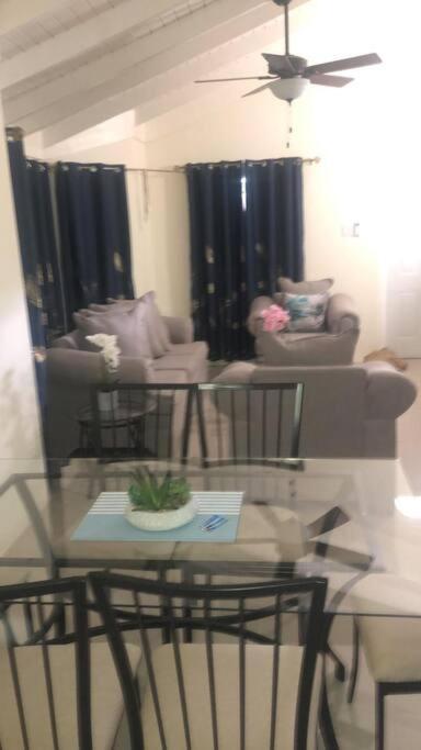 Gil- Manor Apartment Falmouth Ngoại thất bức ảnh